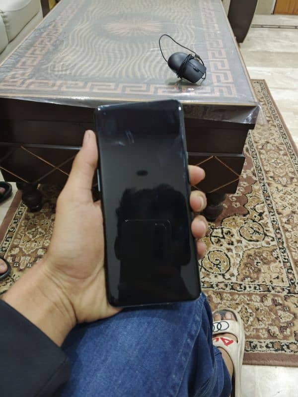 one plus 9 pro all ok haa 10 by 10 condition 3