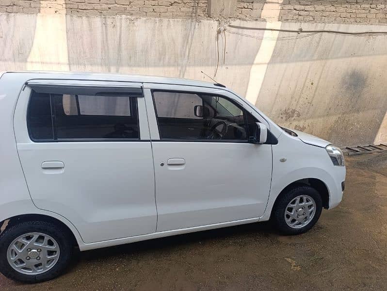 Suzuki Wagon R 2022 1