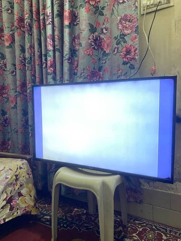 Haier 42 inch Led 7