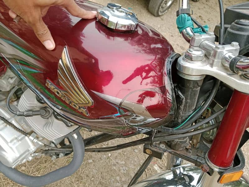 Honda 125 for sale Islamabad number smart card or fail b hain. . 7