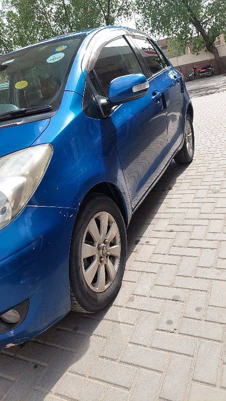 Toyota Vitz 2010 1