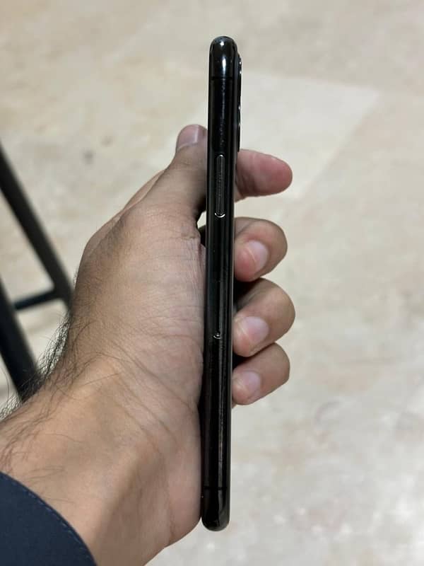 iPhone 11 Pro non pta 3