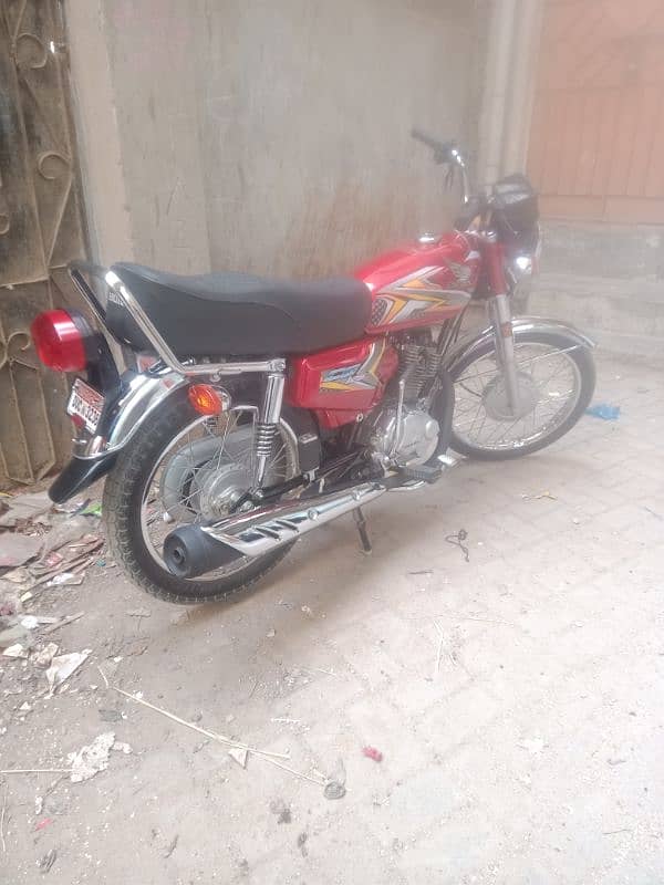 CG 125 Honda Condition 10/10 Red Color New Condition 7