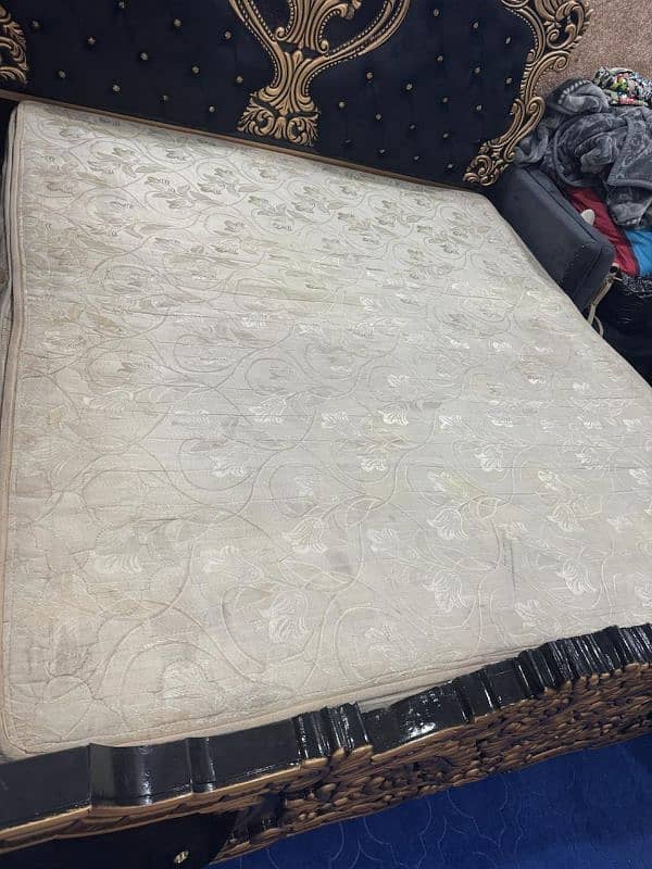 Spring mattress 10/9 condition 8 inch what's ap numbr O3288101737 2