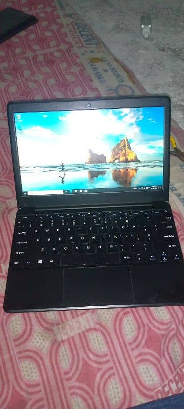 american laptop 8th generation 7