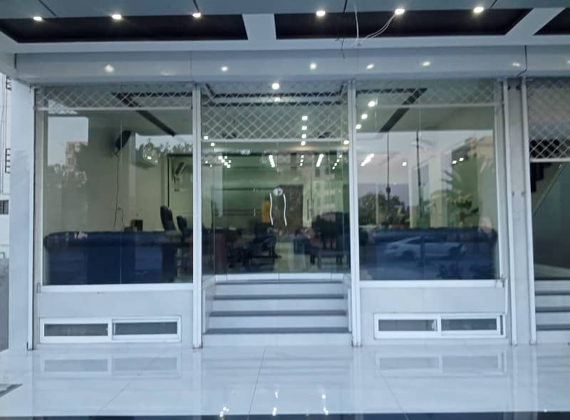 5 marla ground floor availble for rent on main boleved 0