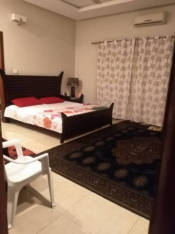 1 kanal house available for rent in G-15 7