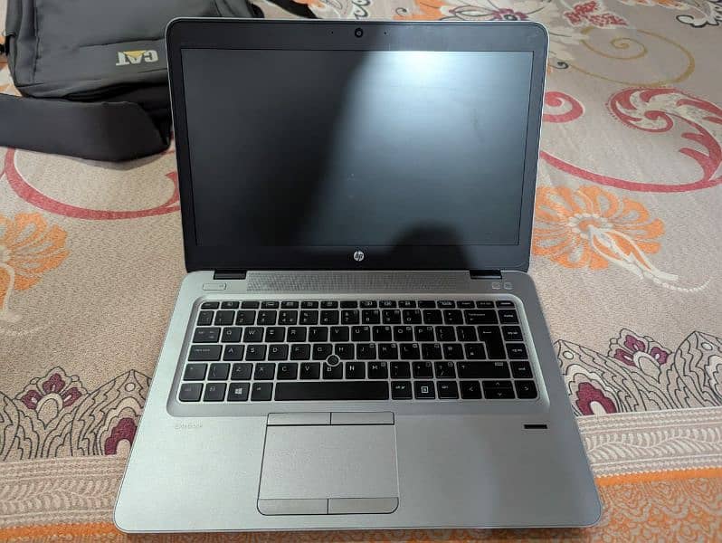 Hp Elitebook 745 G4 0