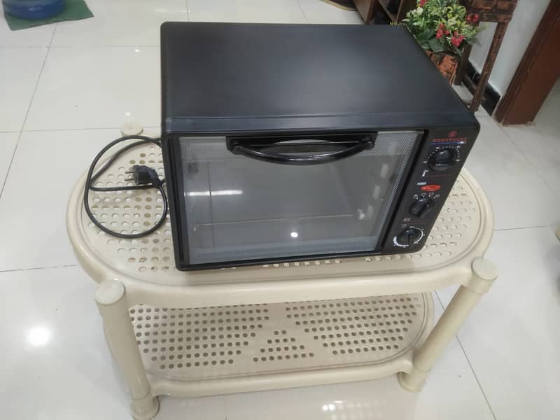 WEST POINT ELECTRIC OVEN PERFECT CONDITION 10