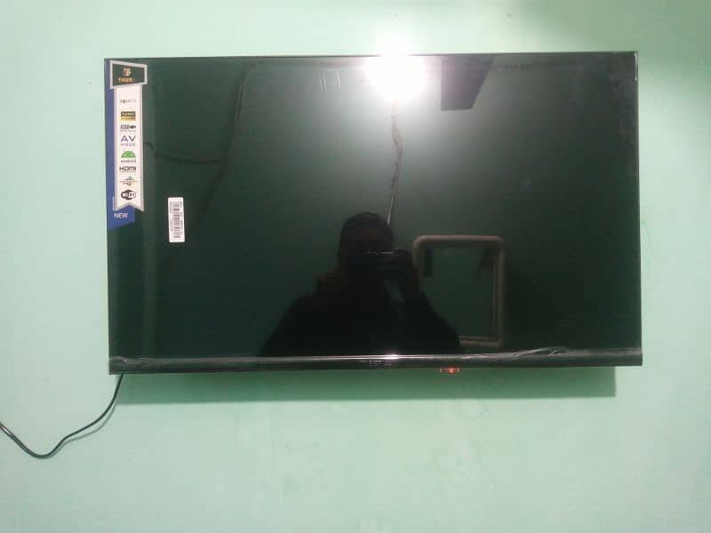 NEW LED TV 32inch 0