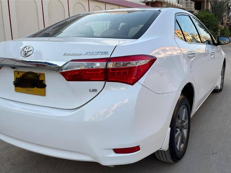 Toyota Altis Grande 2016 3