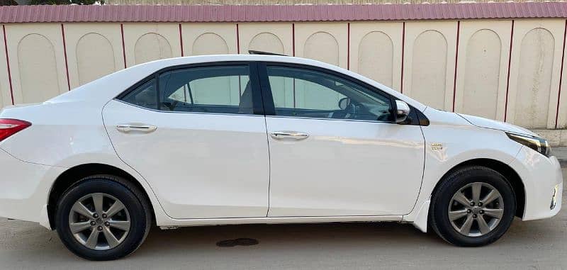 Toyota Altis Grande 2016 5