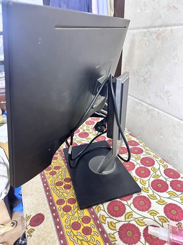 dell 24 inch monitor 5