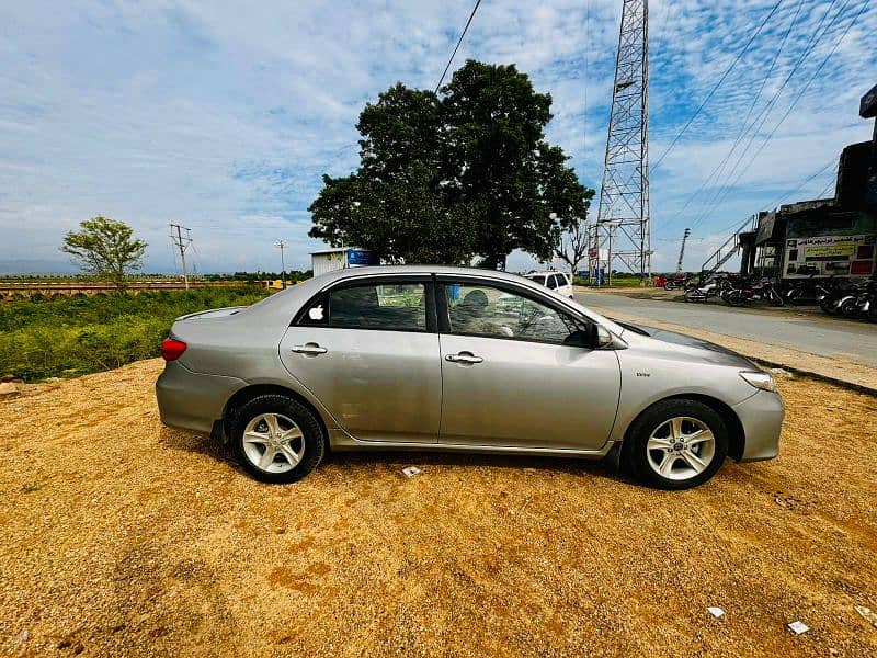 Toyota Corolla GLI 2013 3