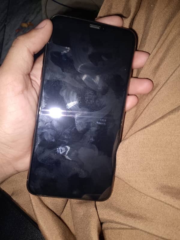 iPhone 11 Pro Max 5