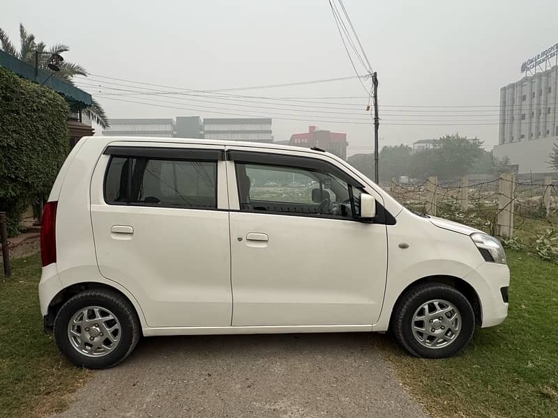 Suzuki Wagon R 2018 9