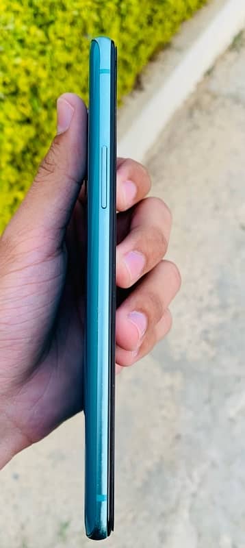 OnePlus 8T 12GB+4GB— 256GB Dual Sim Global 3