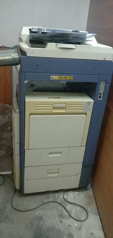 toshiba e studio series 306 photocopy machine 0