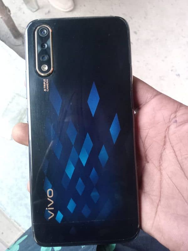 vivo S1 condition 10 by 9 1