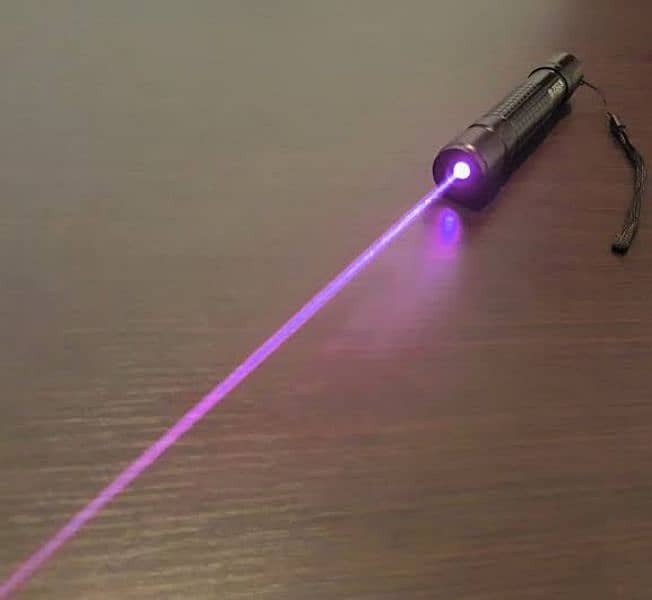 Laser pointer light 1