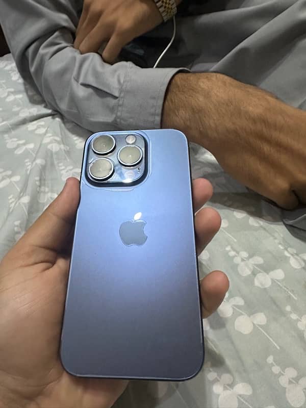 iPhone 15 pro 1