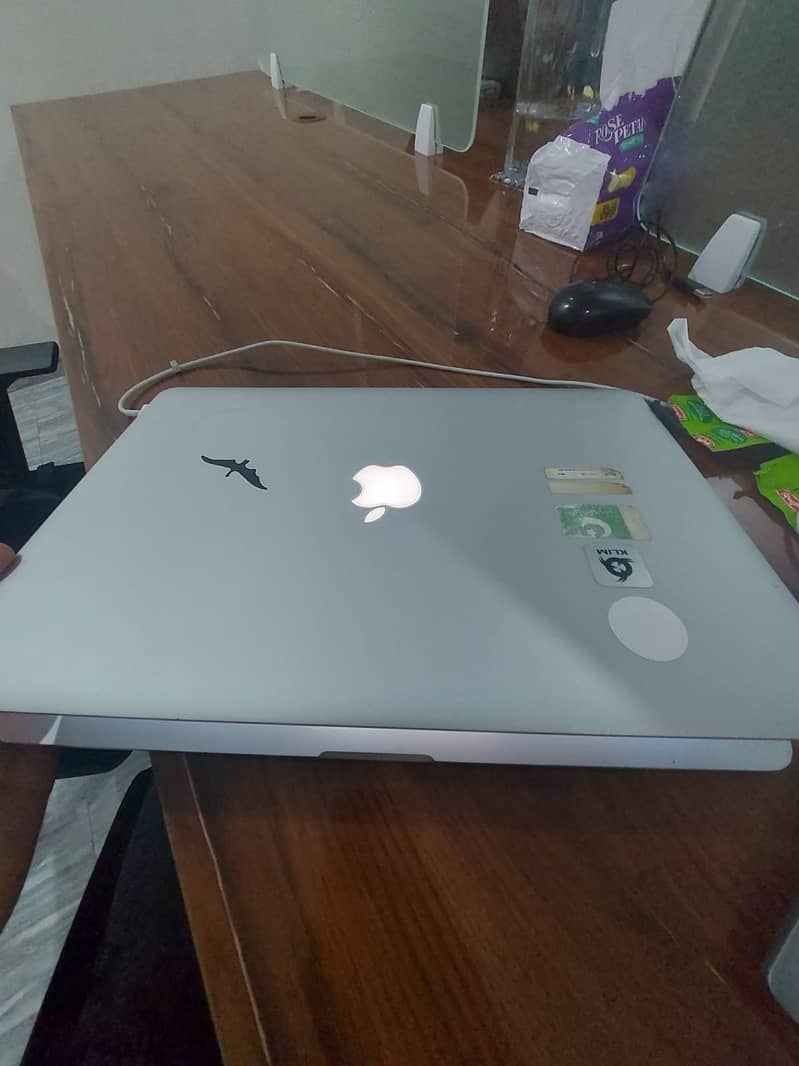 macbook pro 2015 (mid) 16gb 512gb 2