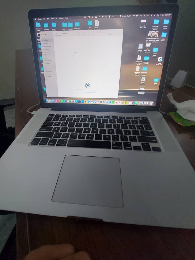 macbook pro 2015 (mid) 16gb 512gb 4