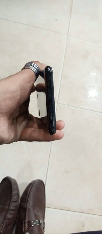 infinix hot 9  without box charger 6