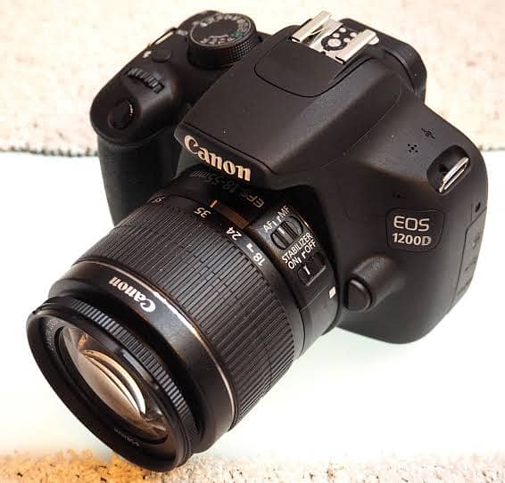 CANON EOS 1200D With 16GB memory 3