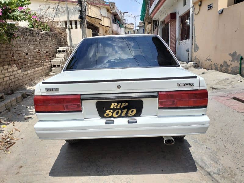 Nissan Sunny 1989 1