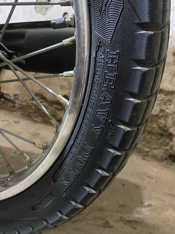 honda 125 tyre 2