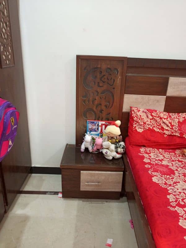 Akhroti wood bedroom set 4