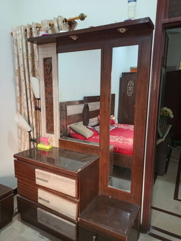 Akhroti wood bedroom set 6