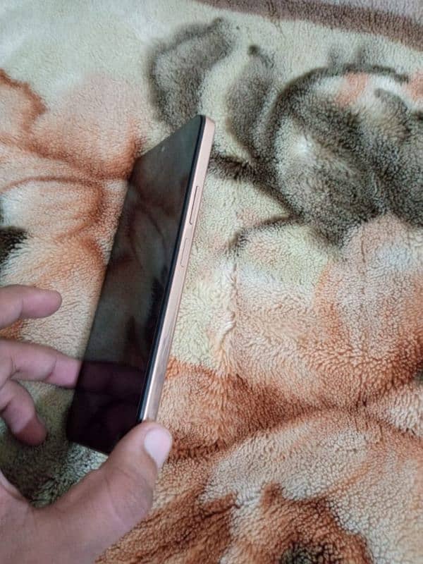 vivo y28 urgent sale 4