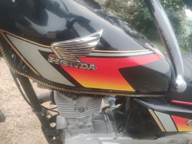 HONDA 125 BIKE TANKI EXCHANGE POSSIBLE WITH RED COLOR 0