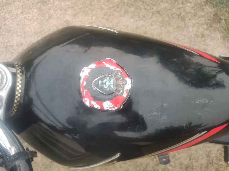 HONDA 125 BIKE TANKI EXCHANGE POSSIBLE WITH RED COLOR 4