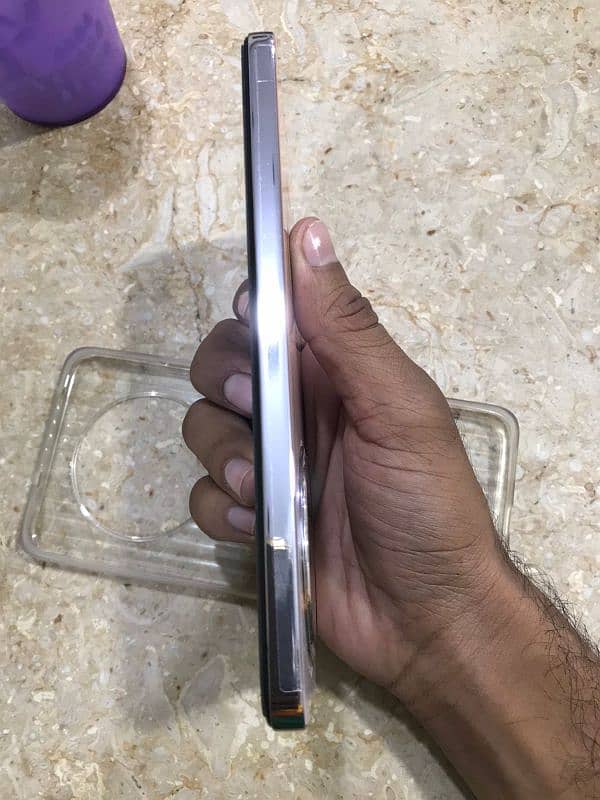 OPPO RENO 12F 5G  . 12/256 4