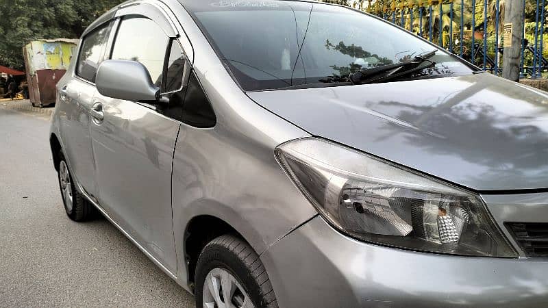 Toyota Vitz 2011/2014 5