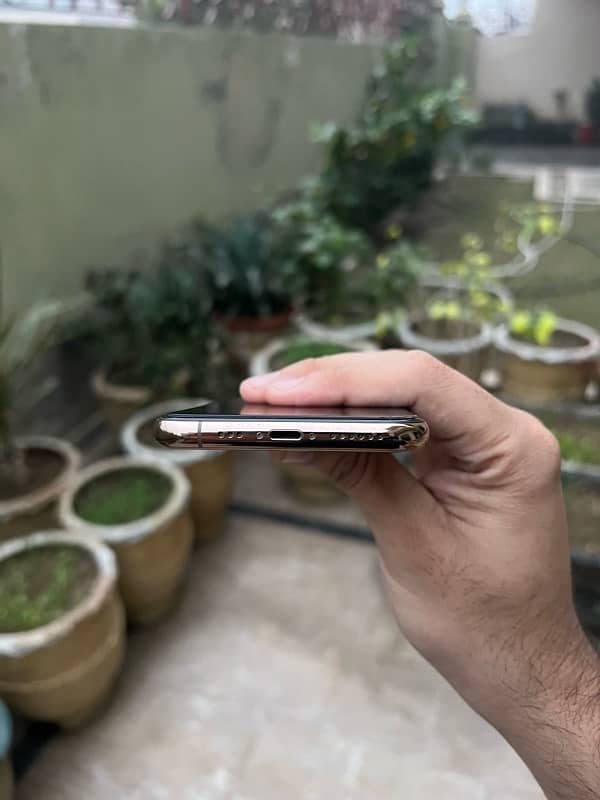 iphone11pro(factory unlock) 2