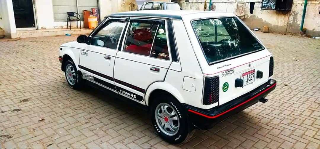 Daihatsu Charade 1992 1