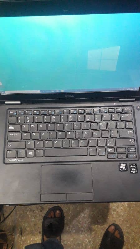 Dell E7250 0