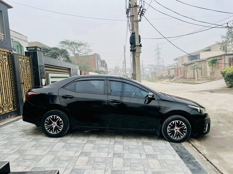 Toyota Corolla GLI 2015 6