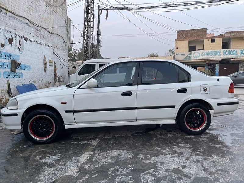 Honda Civic VTi 1997 4