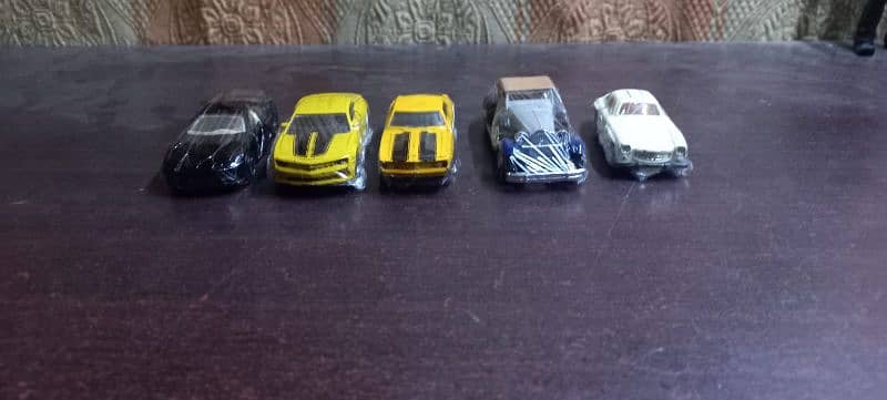 mini metal cars hot wheels/matchbox 1