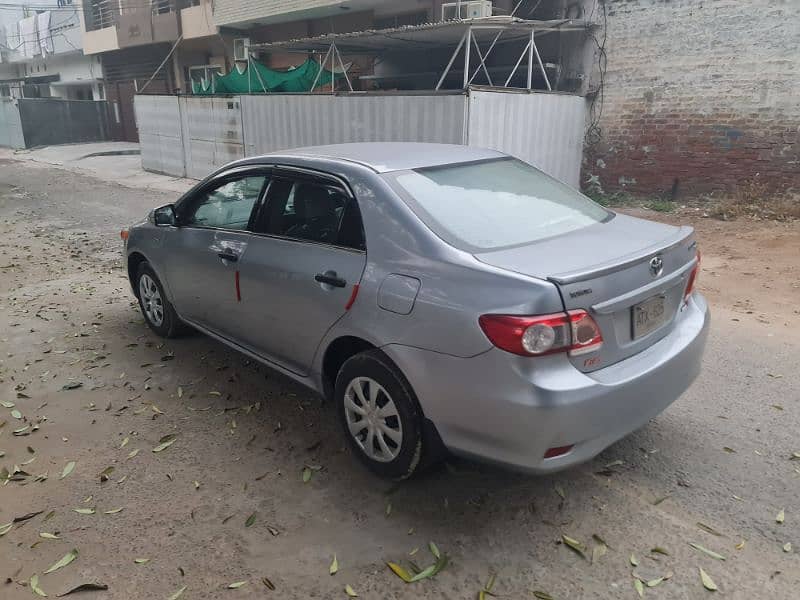 Toyota Corolla GLI 2011 4