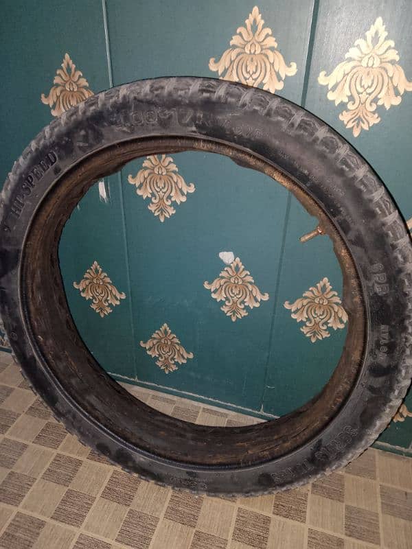 Honda 125 Ka Back Tyre & tube 5