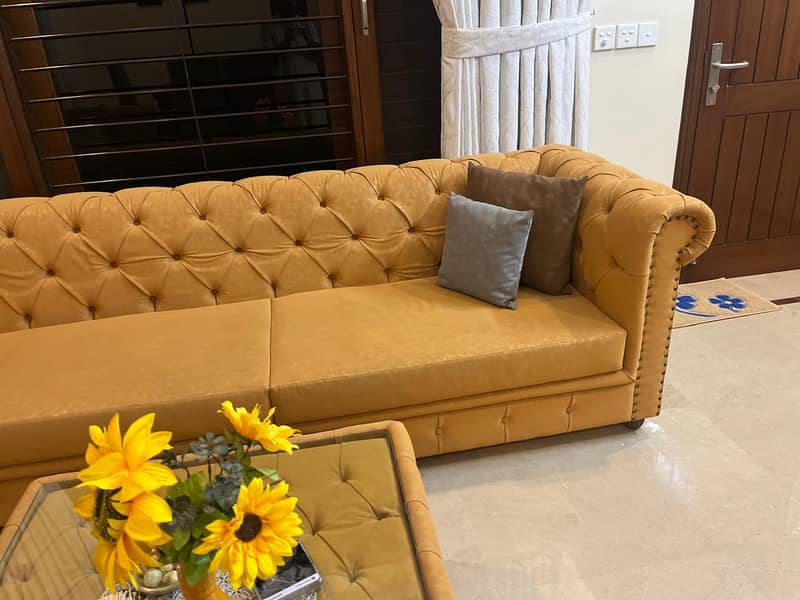 L shape Sofa as good as new 3