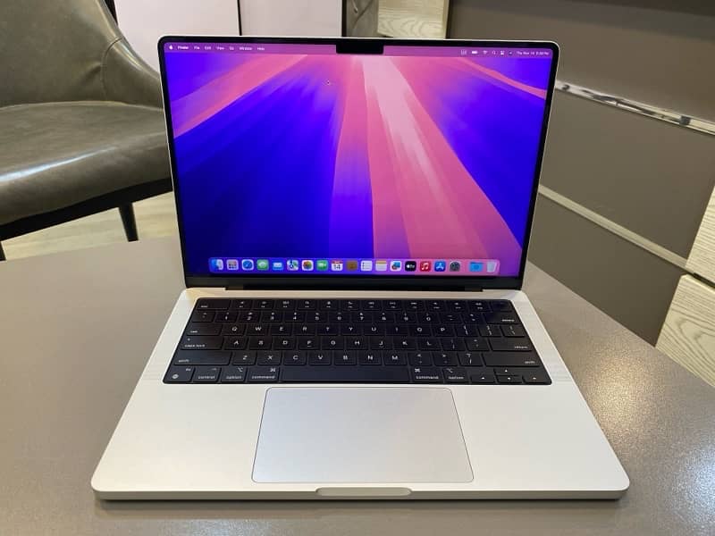 14” MacBook Pro M3-2023 8GB/512GB (under Warranty) 0