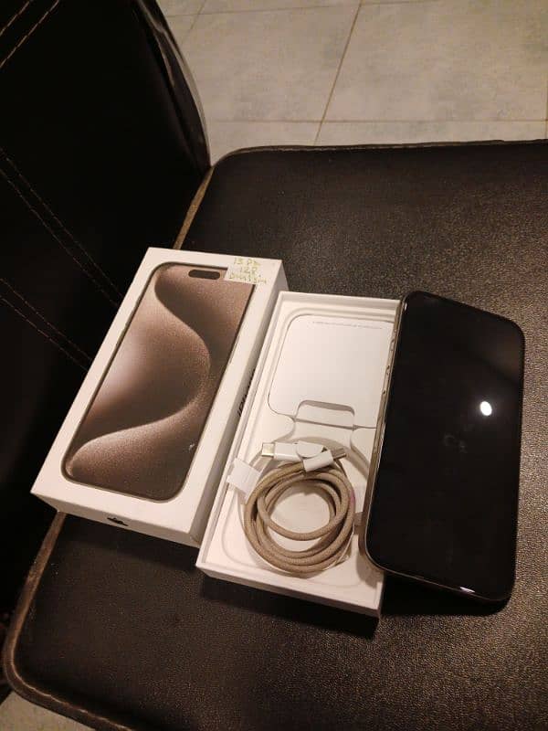 Iphone 15 Pro Titanium 256gb orignal cable good as new non pta 1