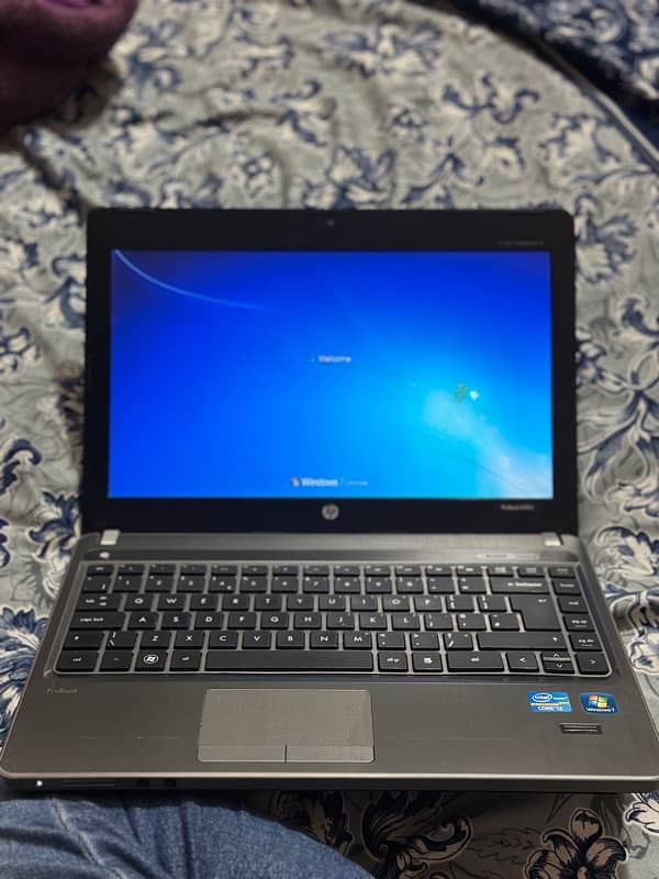 Hp ProBook 4330s Core i3 2nd Generation 1